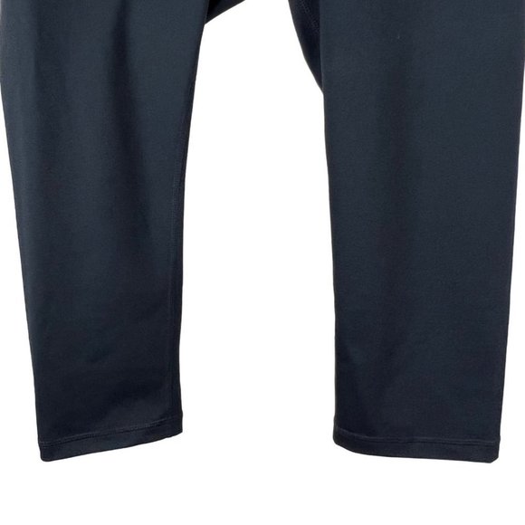 ODODOS Cross Waist Black Athletic Capri Workout Pants Size M - Picture 4 of 9